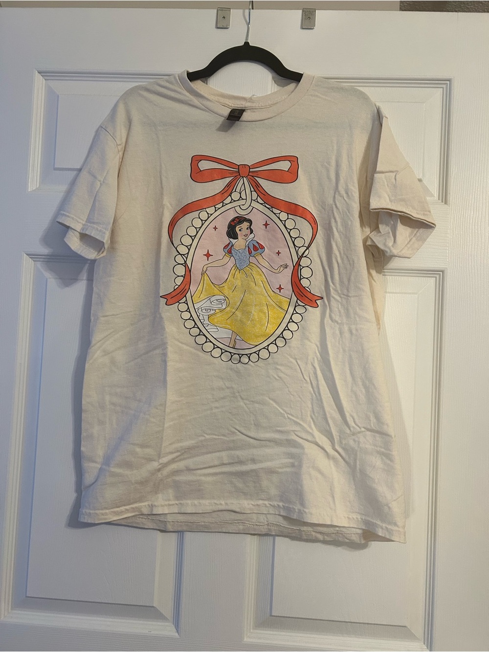 Snow White Graphic Tee